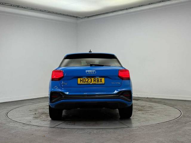 2023 Audi Q2 1.0 Black Edition 30 TFSI  110 PS 6-speed