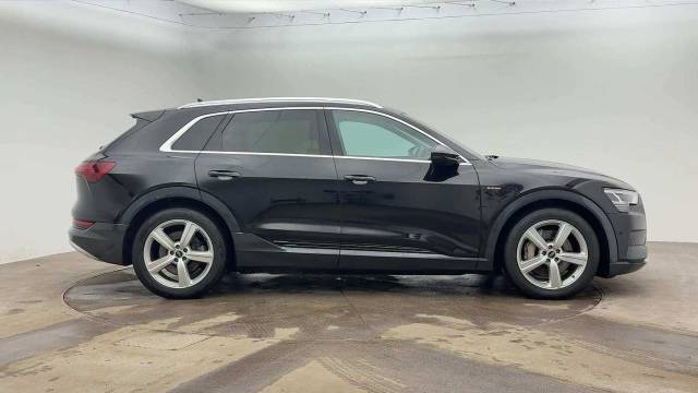 2022 Audi E-tron Technik 50 quattro 230,00 kW