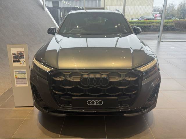 Audi SQ7 4.0 AUDI SQ7 SUV Black Edition TFSI 507 PS tiptronic