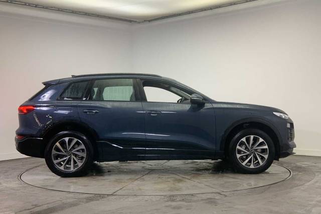 2025 Audi Q6 e-tron Q6 SUV Sport e-tron quattro 285,00 kW