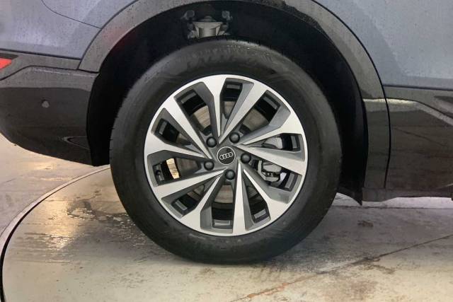 2025 Audi Q6 e-tron Q6 SUV Sport e-tron quattro 285,00 kW