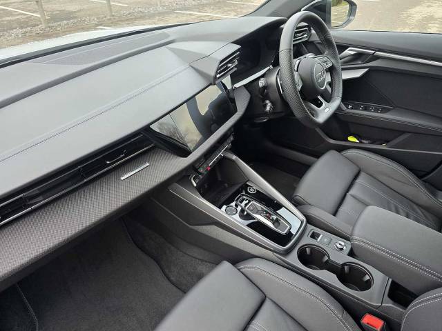 2025 Audi A3 Sportback 1.5 Black Edition 35 TFSI  150 PS S tronic