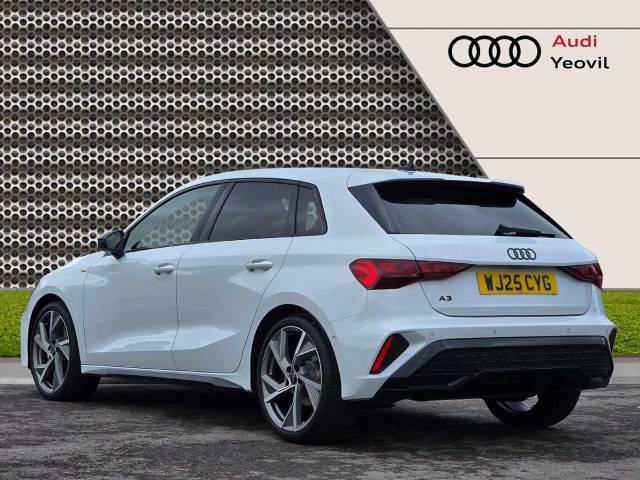 2025 Audi A3 Sportback 1.5 Black Edition 35 TFSI  150 PS S tronic