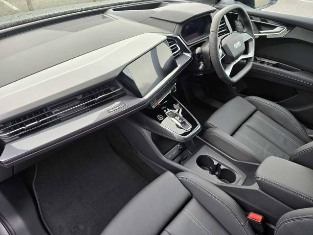 2025 Audi Q4 e-tron Q4  Black Edition 45 e-tron quattro 210,00 kW