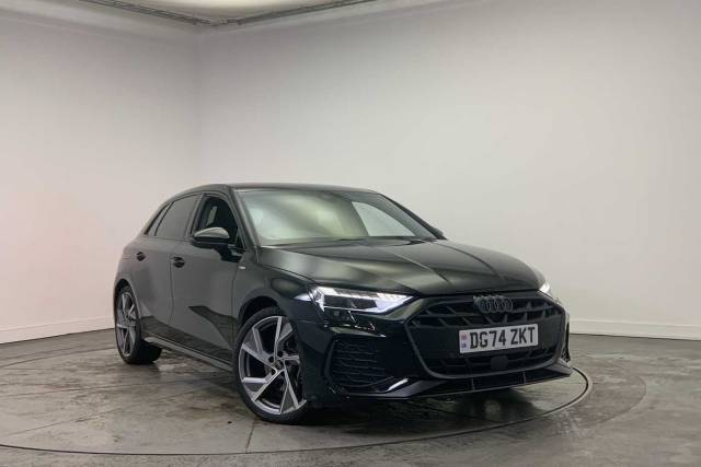 Audi A3 Sportback 1.5 Black Edition 35 TFSI  150 PS S tronic Hatchback Petrol Mythos black, metallic
