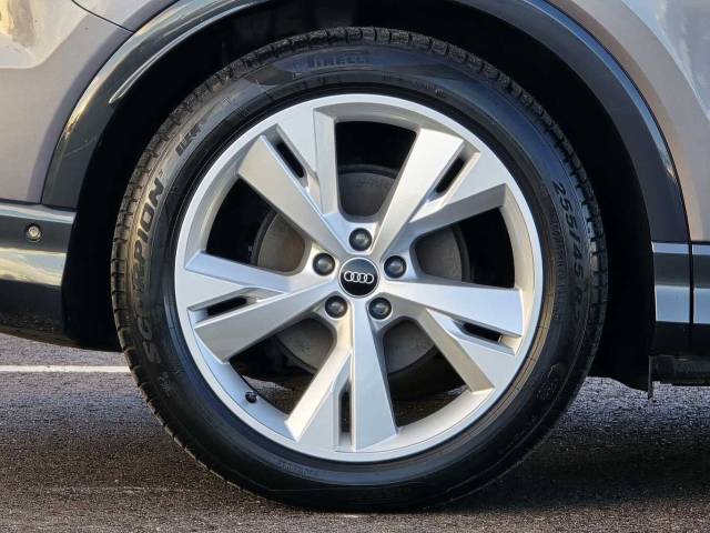 2022 Audi Q4 e-tron Q4  S line 40 e-tron  150,00 kW