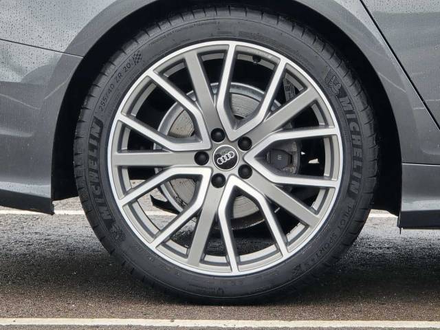 2021 Audi A6 2.0 Avant Black Edition 40 TFSI  204 PS S tronic