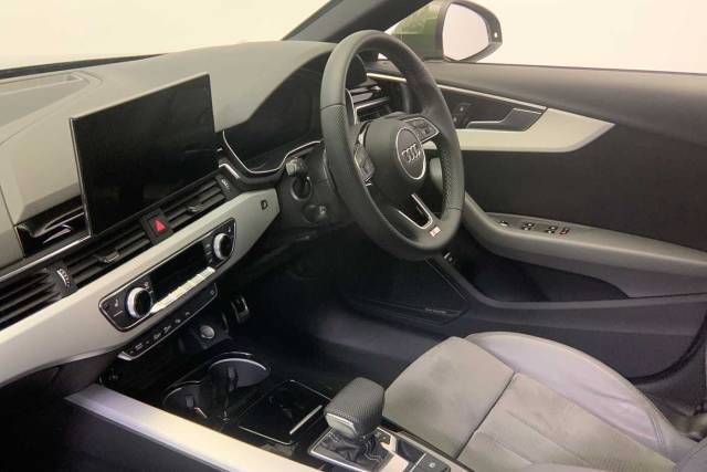 2023 Audi A4 Saloon 2.0 S line 35 TFSI  150 PS S tronic