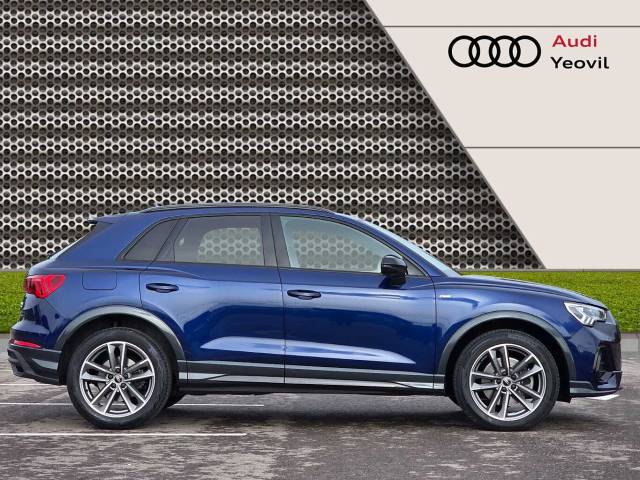 2022 Audi Q3 2.0 Black Edition 40 TDI quattro 200 PS S tronic