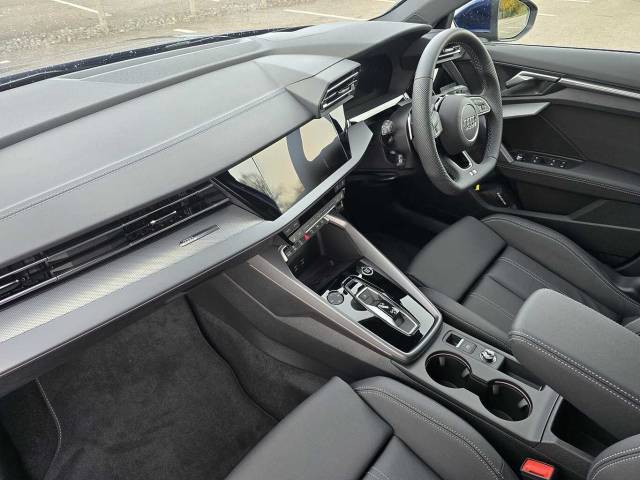 2025 Audi A3 Saloon 1.5 S line 35 TFSI  150 PS S tronic