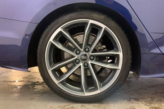 2024 Audi A5 Sportback 2.0 S line 40 TFSI  204 PS S tronic