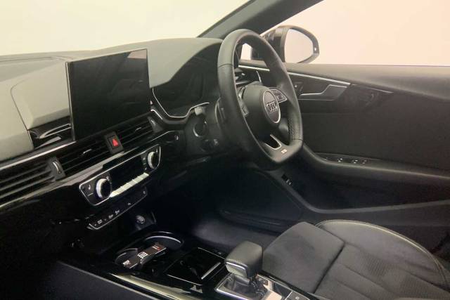 2022 Audi A5 Sportback 2.0 Black Edition 40 TFSI  204 PS S tronic