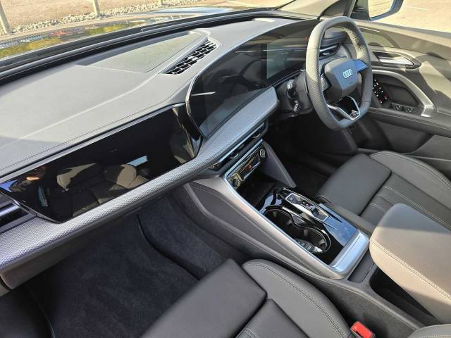 2025 Audi Q5 2.0 SUV S line e-hybrid quattro 299 PS S tronic