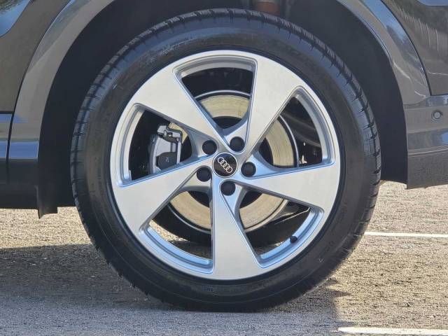 2025 Audi Q5 2.0 SUV S line e-hybrid quattro 299 PS S tronic