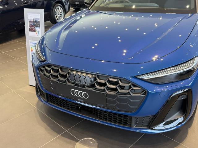 2025 Audi A5 Saloon 2.0 AUDI A5 Saloon Edition 1 TFSI 204 PS S tronic