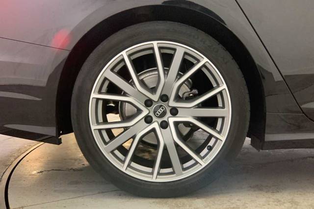 2022 Audi A6 Saloon 2.0 Black Edition 40 TFSI  204 PS S tronic