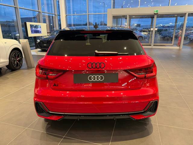 Audi A1 Sportback 1.0 AUDI A1 Sportback Black Edition 30 TFSI 116 PS S tronic