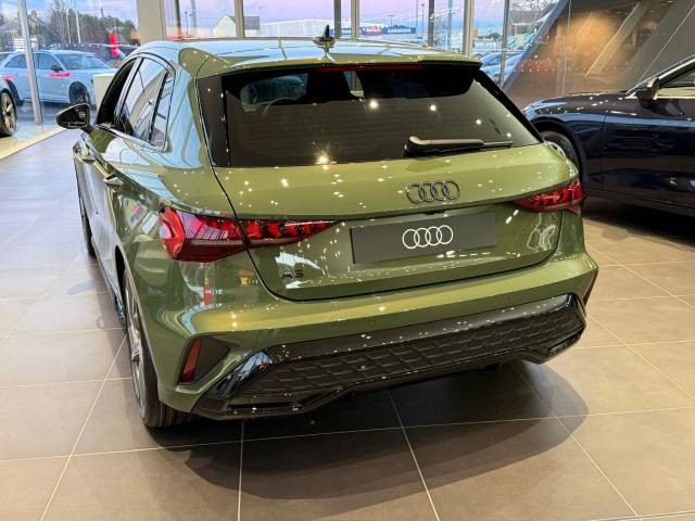 Audi A3 Sportback 2.0 AUDI A3 Sportback Black Edition TDI 150 PS S tronic