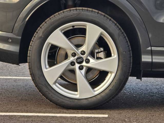 2025 Audi Q5 2.0 SUV S line e-hybrid quattro 299 PS S tronic