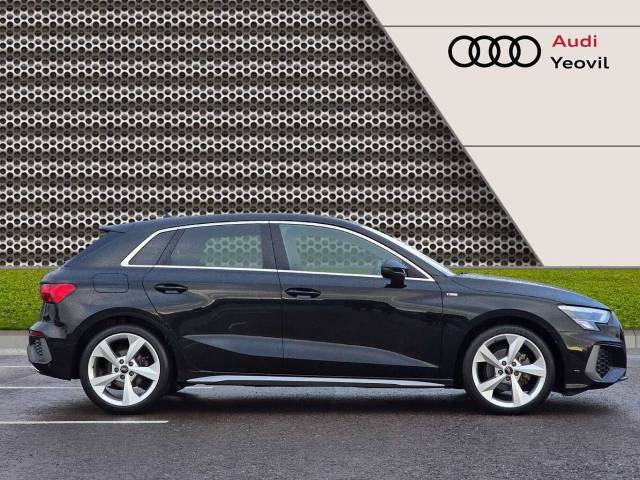 2023 Audi A3 Sportback 1.5 S line 35 TFSI  150 PS 6-speed