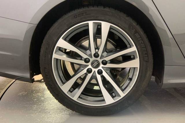 2022 Audi A6 2.0 Avant S line 40 TFSI  204 PS S tronic