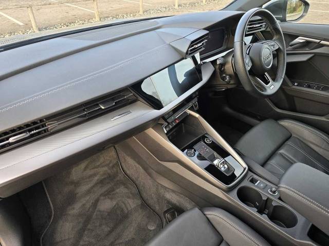 2023 Audi A3 Sportback 1.5 S line 35 TFSI  150 PS S tronic