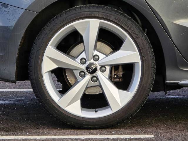 2023 Audi A3 Sportback 1.5 S line 35 TFSI  150 PS S tronic