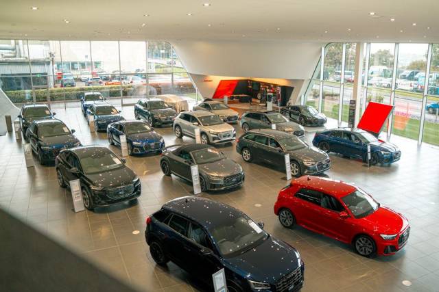 Audi A3 Saloon 1.5 AUDI A3 Saloon S line TFSI 116 PS S tronic