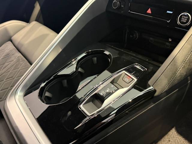 2025 Audi Q5 2.0 AUDI Q5 SUV Edition 1 TDI quattro 204 PS S tronic