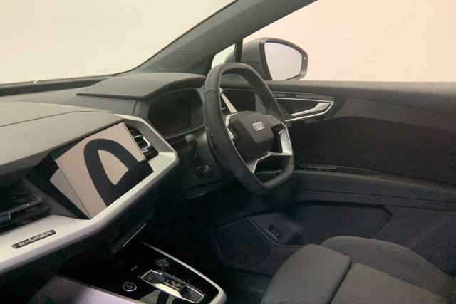 2022 Audi Q4 Sportback e-tron Q4 Sportback Sport 35 e-tron  125,00 kW