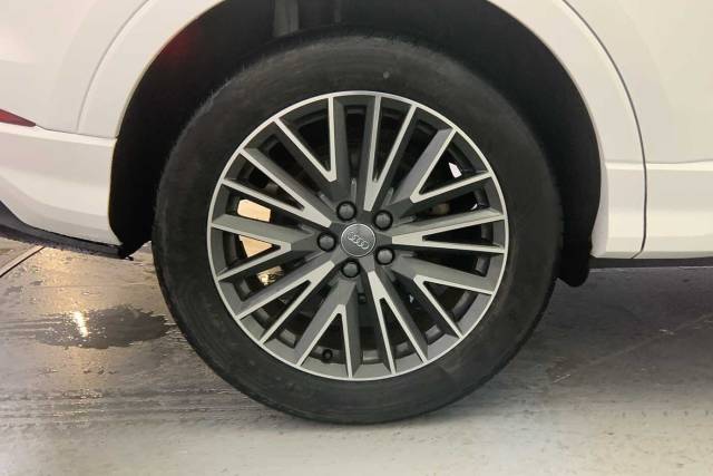 2019 Audi Q3 2.0 S line 35 TDI  150 PS S tronic