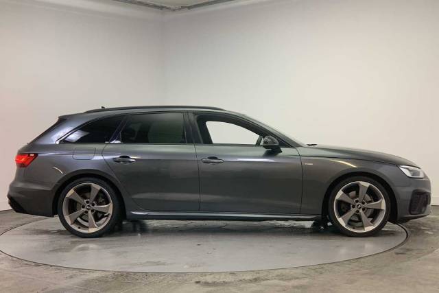 2021 Audi A4 Avant 2.0 Avant Black Edition 35 TDI  163 PS S tronic