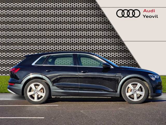 2022 Audi E-tron Technik 50 quattro 230,00 kW