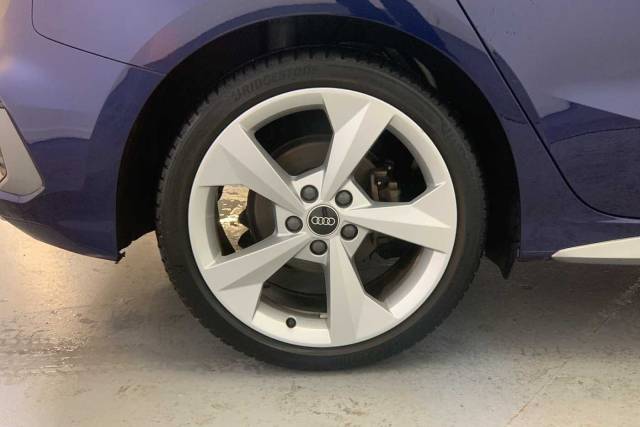 2021 Audi A3 Sportback 1.5 S line 35 TFSI  150 PS S tronic