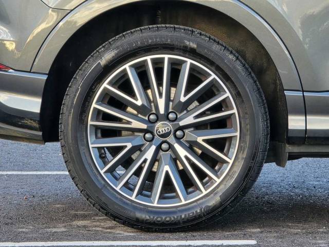 2025 Audi Q3 2.0 S line 35 TDI  150 PS S tronic