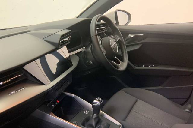 2022 Audi A3 Sportback 1.0 Technik 30 TFSI  110 PS 6-speed
