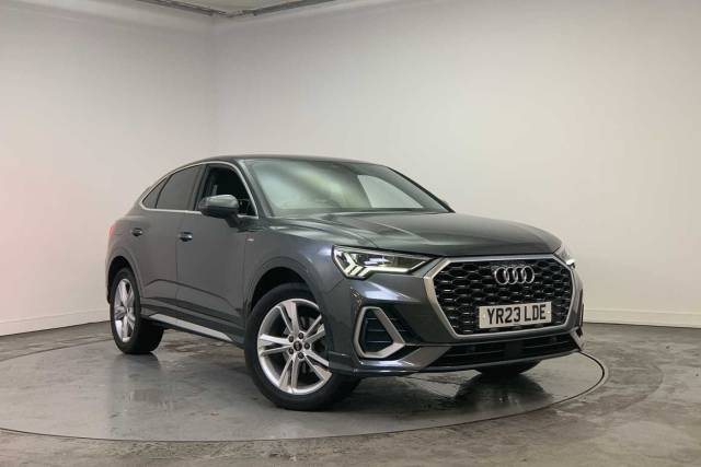 Audi Q3 Sportback 1.5 S line 35 TFSI  150 PS 6-speed 4x4 vehicle Petrol Daytona grey, pearl effect