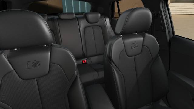 Audi Q2 1.0 AUDI Q2 Black Edition 30 TFSI 116 PS 6-speed