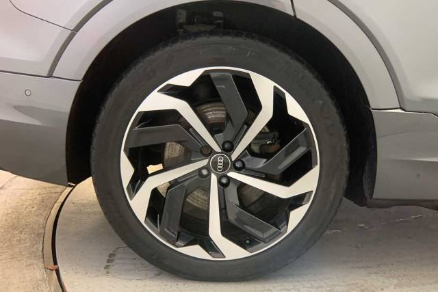 2022 Audi E-tron Black Edition 50 quattro 230,00 kW