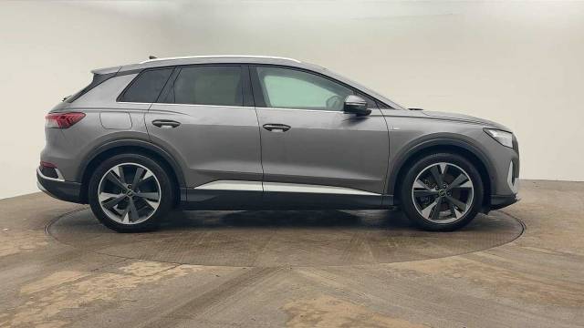 2022 Audi Q4 e-tron Q4  S line 40 e-tron  150,00 kW