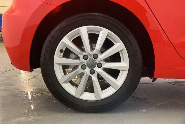 2019 Audi A1 Sportback 1.0 Sport 30 TFSI  116 PS S tronic