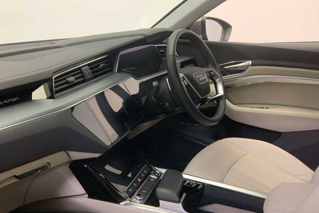 2021 Audi E-tron Technik 50 quattro 230,00 kW