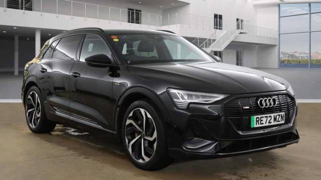 Audi E-tron Black Edition 50 quattro 230,00 kW 4x4 vehicle Electric Brilliant black, solid