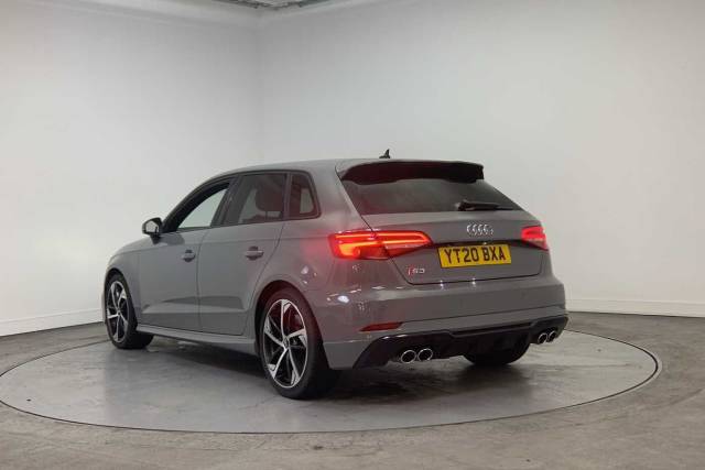 2020 Audi S3 Sportback 2.0 Black Edition TFSI  300 PS S tronic