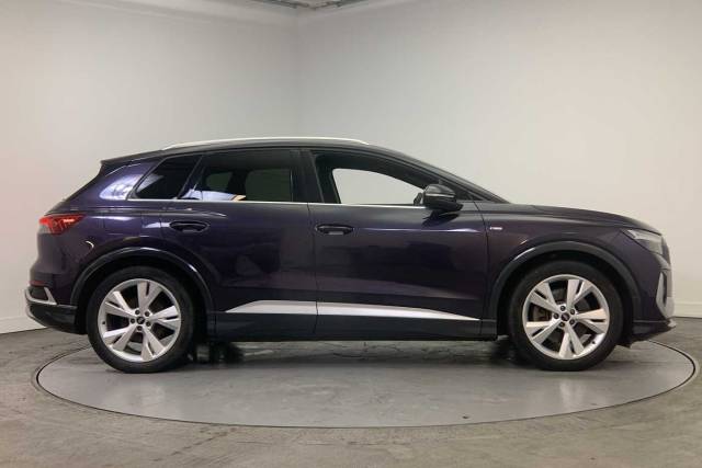 2022 Audi Q4 e-tron Q4  S line 40 e-tron  150,00 kW