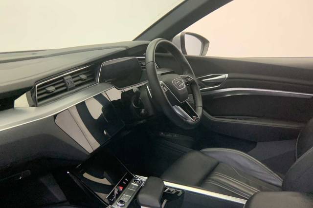 2021 Audi e-tron Sportback Sportback S line 55 quattro 300,00 kW