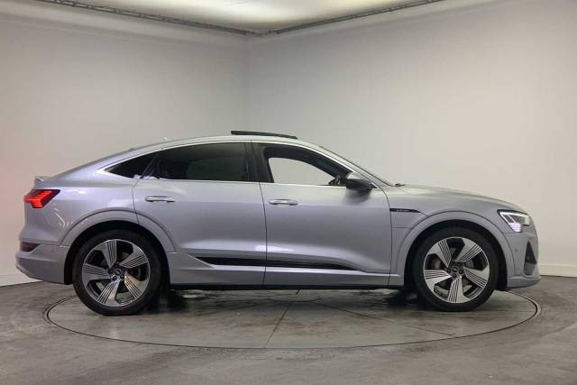 2021 Audi e-tron Sportback Sportback S line 55 quattro 300,00 kW