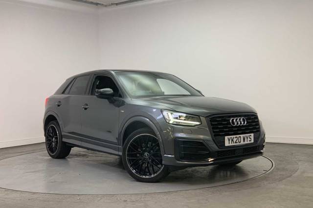 Audi Q2 1.5 Black Edition 35 TFSI  150 PS S tronic 4x4 vehicle Petrol Daytona Grey Pearlescent