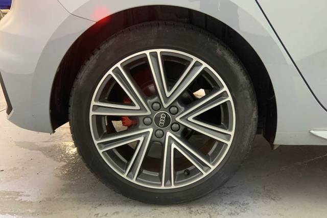 2024 Audi A1 Sportback 1.0 S line 30 TFSI  110 PS S tronic