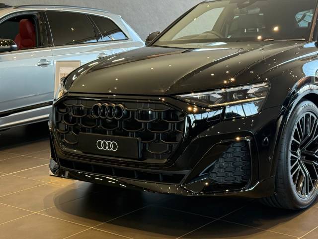 2026 Audi Q8 3.0 AUDI Q8 SUV Black Edition TDI quattro 286 PS tiptronic